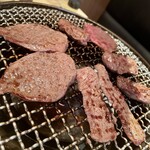 和牛焼肉岩崎 - 