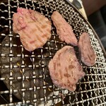 和牛焼肉岩崎 - 