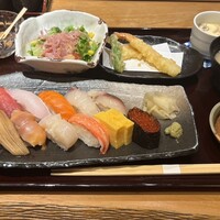 くし路 KITTE丸の内店 -  くし路 KITTE丸の内店 -