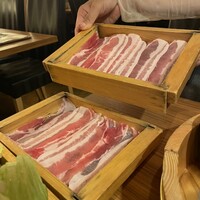 しゃぶしゃぶ・創作料理居酒屋 豚吟 栄店 - 