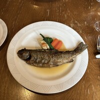 シェ・ホシノ - 虹鱒のムニエル シェ・ホシノ風