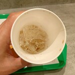 マクドナルド - コカ・コーラZERO 飲み終えたあとの氷 (2025.09.25)