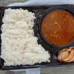 インド料理 SALAAR - 2025年6月21日　チキンカレーとレンズ豆mix