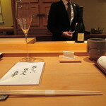 鮨 さかい - カウンター席