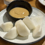 がんばれニッポン馬肉道場 馬喰ろう - がぶ(自家製のクリームチーズ味噌で)