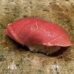 神田錦町 鮨たか晴 - 鮪中トロ