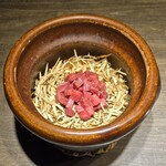 USHIGORO S. - 松茸と厳選部位ヒレの土鍋ご飯