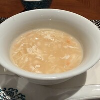 華都飯店 OsakaMetro本町ビル店 - 蟹肉入りスープ