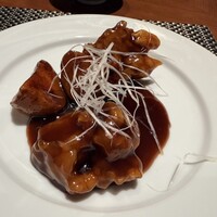 華都飯店 OsakaMetro本町ビル店 - 黒酢の酢豚
