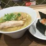 松太郎 新宿小滝橋通り店 - 塩ラーメン