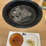 炭火焼肉ホルモン 朱朱 - 