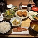 博多もつ鍋 やまや - 