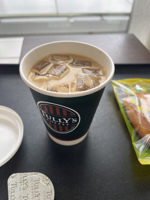 タリーズコーヒー 青森空港店（TULLY'S COFFEE） - 青森市その他（カフェ）の写真
