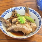 伊勢大阪屋 - サービスのあらの煮付け