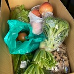 かたしな屋 - 野菜買いまくった。ジム仲間たちへのお土産にも✨