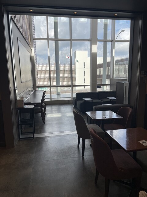 タリーズコーヒー 青森空港店（TULLY'S COFFEE） - 青森市その他（カフェ）の写真