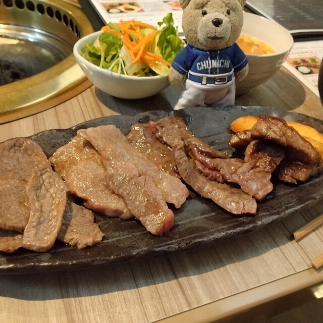 焼肉 忍火