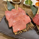 炭火焼肉 神楽 はなれ - 