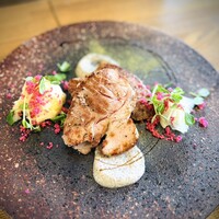 レ・ピコロ - 豚肉ロースト、これもまぁ美味しいこと！焼き茄子とバルサミコのソースが決めてよね、また食べたい一品