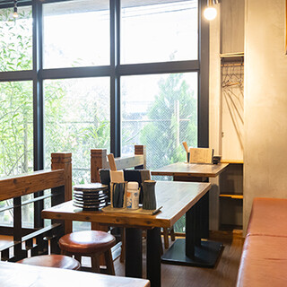 夜香木の甘い香りに誘われて…モダンなお洒落空間で楽しむ！