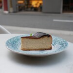 モンディアルカフェ328 - 