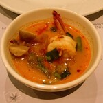 LAEM CHAROEN SEAFOOD - スープ