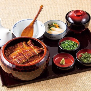 三通りの食べ方で鰻を満喫しつくす関東風のひつまぶし