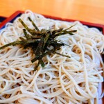 やぶ善 - しっかりと冷水で締められた、コシのある"そば"。