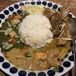 カリー河 - 3種がけ(マトンは木曜限定)