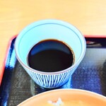 やぶ善 - キリッと仕上げられた"蕎麦汁(つゆ)"。