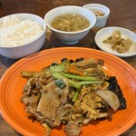 STAY GOLD - 週替わりランチ(キクラゲと玉子のオイスター炒め)