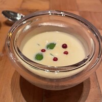 ザ タヴァン グリル＆ラウンジ - 