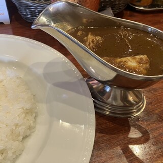 口コミ一覧 : カレー専門店 B - 東新宿/カレー [食べログ]