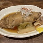 酒房 猩猩 - とん足旨煮 ¥680