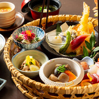 【松月亭1番人気】華かご御膳