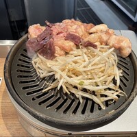 十勝ハーブ牛焼肉 MONMOM - 