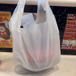 蒙古タンメン中本 - テイクアウトの麻婆丼弁当（ライス抜き）