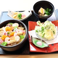 海鮮バラチラシ丼と野菜天婦羅のセット