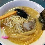 Sapporo Ramen Do Sanko - とんこつ味噌ラーメン 700円♪