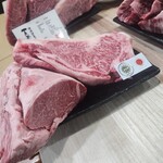 お肉屋さんの焼肉 まるやす - 