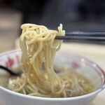 蒙古タンメン中本 - 塩タンメンの麺