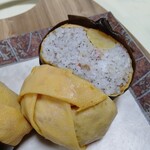 赤坂 有職 - 料理写真:上品な酢飯⭐️今日はほぐした鯛の身が大きめな感じ♡