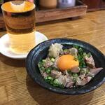 大衆酒場 まるは - トロればユッケ