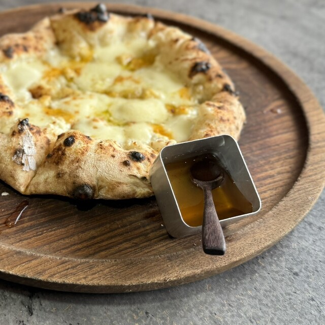 山岡ピザ （YAMAOKA PIZZA） - 生駒山上/ピザ | 食べログ