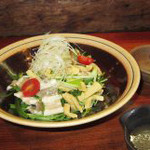 Gyo Sai Shu Kero Getsu - 【黒豚と有機水菜、九条葱のはりはりサラダ】780円