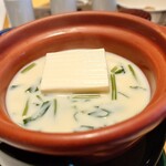 中の坊瑞苑 - 豆乳と豆腐
