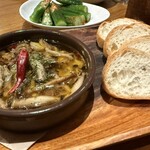 樽ワイン酒場 呑牛呑気 - 