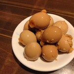 秘伝手羽先唐揚げと地鶏 焼き鳥 和個室 居酒屋 鳥心 - 麻薬卵