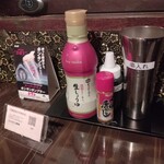 秘伝手羽先唐揚げと地鶏 焼き鳥 和個室 居酒屋 鳥心 - 卓上セット