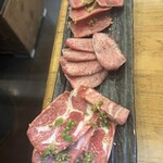 ホルモン道場 闇市倶楽部 - 